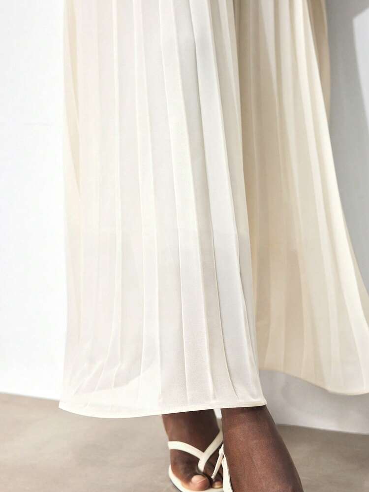 SHEIN Maija Halter Neck Pleated Hem Oversized Dress, Bohemian Style, Suitable For Spring/Summer, Vacation, Festivals, Modern Minimalist, Comfortable & Versatile,Summer Dresses For Women