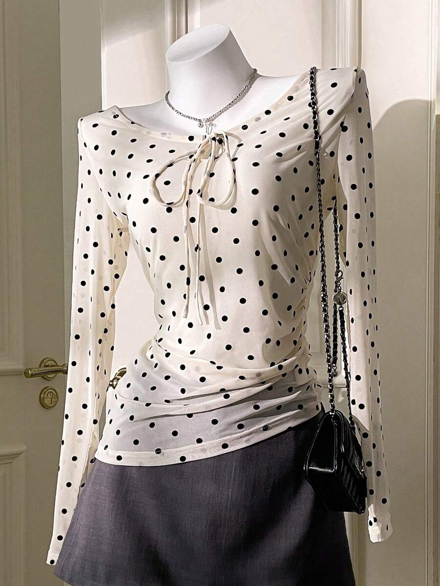 Muvela 春夏新款复古学院风黑白波点圆领套头衫，腰部系带褶皱设计，网纱面料，优雅嘉年华派对时尚可爱都市通勤办公女装 - 白色 - 查看 1
