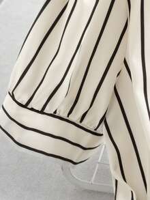 Franclia 女士优雅通勤条纹印花珍珠纽扣短袖休闲衬衫，荷叶边下摆，衬衫领短袖衬衫，收腰修身衬衫，短款衬衫，春夏新款时尚必备单品 - 彩色 - 查看 3