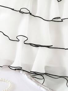 SHEIN Cute Baby Girl Elegant Black And White Summer Party Dress,One-Piece French-Style Organza Frilly Layered Dress With Large Butterfly Bow For Toddlers - White - View 5