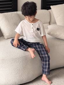 SHEIN Little Byeori 男童白色织唛上衣和格子松紧腰裤睡衣套装 - 灰色 - 查看 5