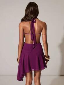SHEIN BAE Vestido mini de línea A con decoración metálica, escote halter y espalda descubierta, de unicolor, adecuado para citas, vacaciones, fiestas y cumpleaños. Vestido morado, adecuado para citas y fiestas. - Lila Púrpura - Ver 2