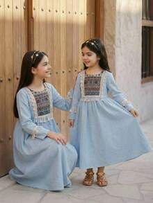 SHEIN Rochie evazată cu mânecă lungă, elegantă, cu dungi, model patchwork, cu ciucuri, talie elastică, albastru, rochie de vacanță, casual, la modă, patchwork, floral, franjuri, guler pătrat, mânecă lungă - Albastru - Vizualizare 8