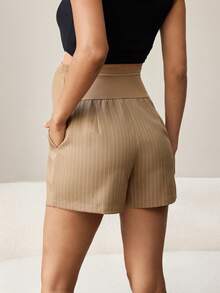MaterniWear Sommer Frauen Büro, Business Umstandsmode Elegante Lässig gestreifte Muster Taschen Shorts, Old Money Stil, Pendler Shorts - Khaki - Übersicht 2