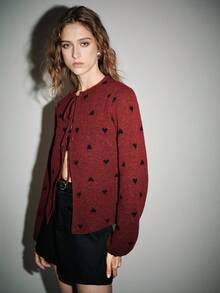 Lumivelle 酒红色心形提花系带针织开衫，春夏款 - 酒紅色 - 查看 5