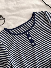 White,Summer,Casual,Beach Vibrant Color Casual T-Shirt For Teens,Soft & Stretchy Fabric,Fitted Style,Suitable For School,Weekend Outings & Layering - Blue - View 3