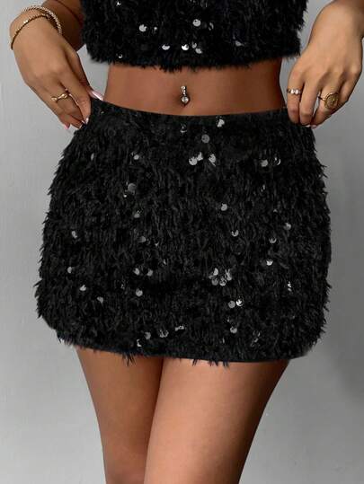 Aloruh Women's Elegant Sexy Low Waist Sequin & Faux Fur Mini Skirt