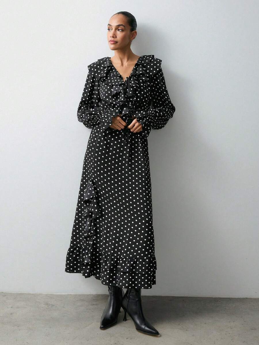 Maija 黑白波点荷叶边下摆浪漫情人节派对长袖连衣裙，女士秋冬款 - 黑與白 - 查看 1