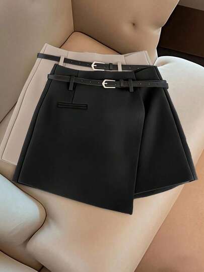 GlowEve CURVE Shorts-Rock für Damen in Große Größen, eleganter, lässiger, vielseitiger, sexy Mini-Shorts, Schwarz