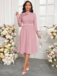 SHEIN Lady 女士优雅派对纯色蕾丝拼接中长连衣裙 - 粉色 - 查看 6