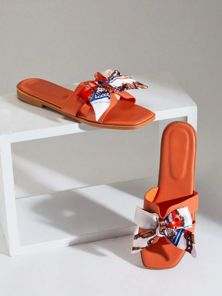 Solezae Sandalias planas con decoración de cinta elegante para mujer - Naranja - Ver 1