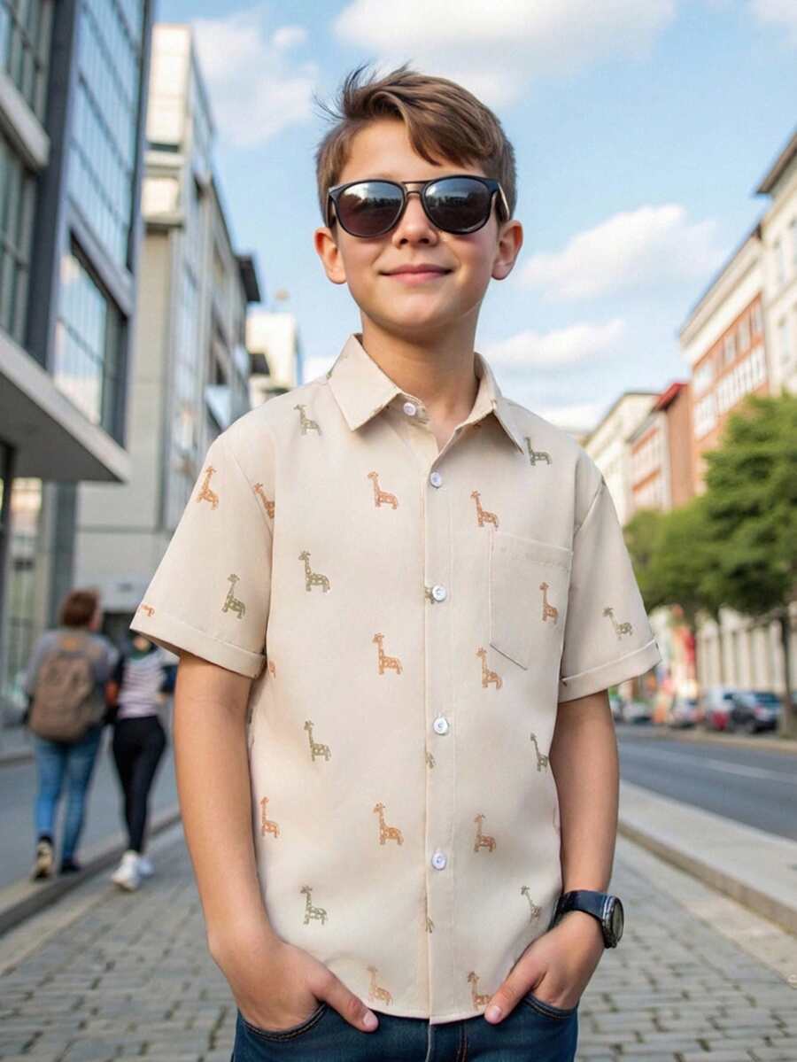 SHEIN Tween Boy Casual Short Sleeve Cartoon Giraffe Print Shirt Summer Y2k Vacation Goth Gothic Streetwear Sumwon Burgundy Holiday Vintage Boho Festival Mardi Gras Party Cute Birthday Boys Modest Home Casual Cozy