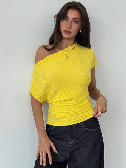 Aloruh Women's Casual Commuting Minimalist Solid Color Asymmetrical Neck Batwing Sleeve Wide Hem Blouse, Summer