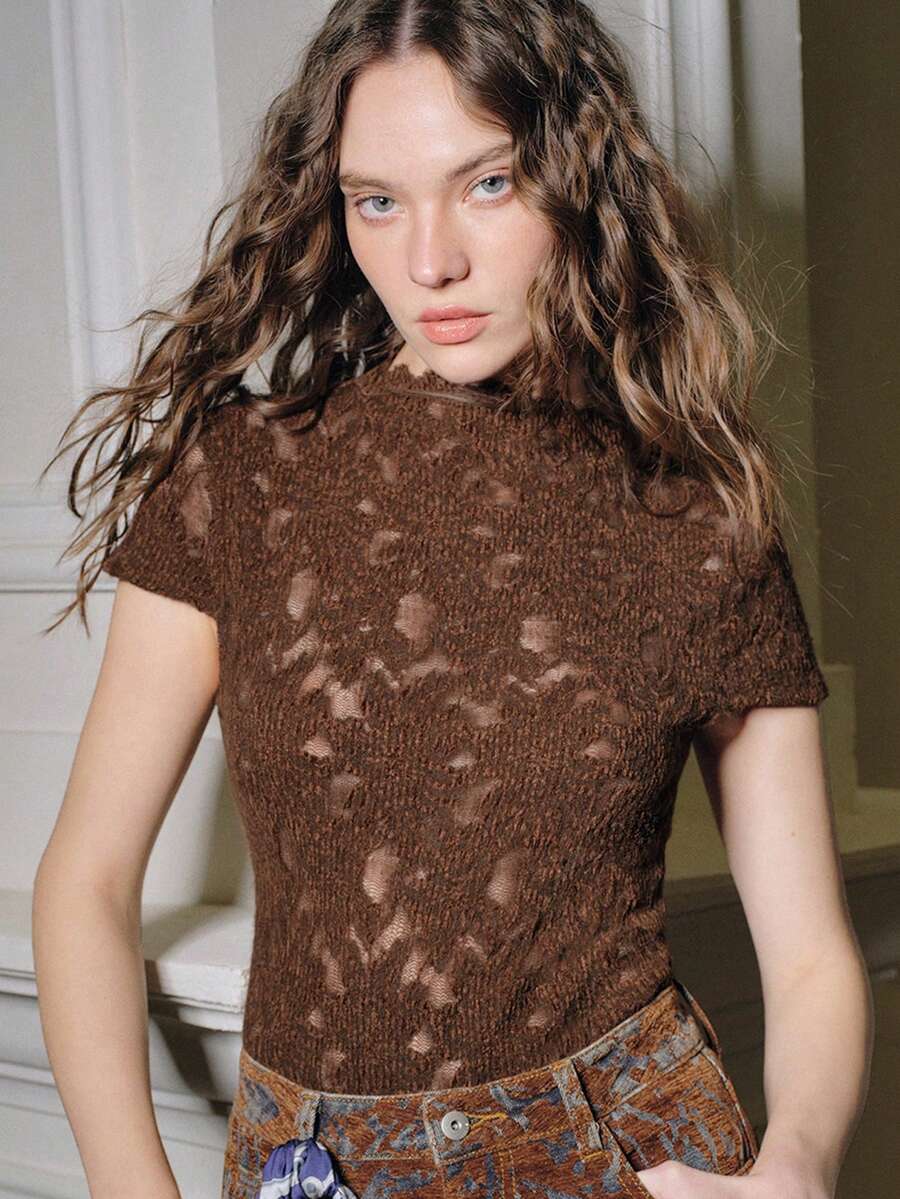 Anewsta 棕色优雅修身钩针镂空高领短袖女式T恤 - 棕色 - 查看 1