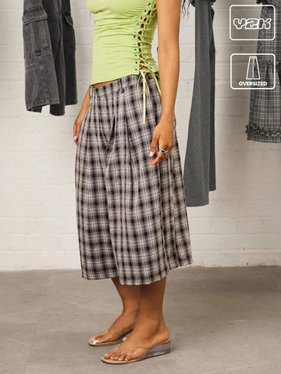 COUREZ Quần Jorts kẻ caro cỡ lớn cho mùa hè dành cho phụ nữ đi nghỉ/thường ngày trên phố/Y2K/lễ hội âm nhạc giải trí - màu đen - Xem 1