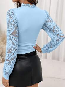 SHEIN Clasi 女士V领长袖黑色蕾丝边修身褶皱弹力优雅日常休闲通勤秋冬T恤 - 淺藍色 - 查看 2