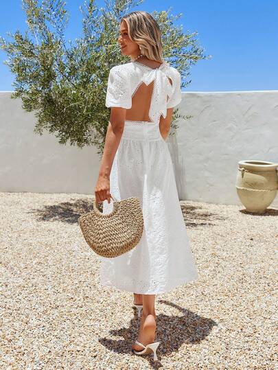 Vivid Eden Spring/Summer Outing Holiday Date Dresses, Spring/Summer Casual Vacation V-Neck Backless Tie-Up Puff Sleeve Soft Textured Women's Long Dress, Summer Beach Dresses, Back-To-School Outfits, Very Simple Outfits, Women's Country Style, Office Wear, Old Money Style, Teacher's Outfits, Date Outfits, Graduation Season, Spring/Summer Casual Dresses, White Dresses