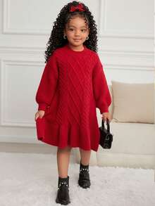 宽松针织圆领连衣裙，质感柔软舒适，适合居家、圣诞节、新年派对等场合