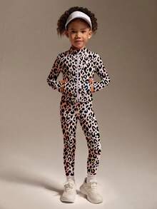 SHEIN 女童运动外套和紧身裤套装，可爱黑色花卉豹纹印花，高弹舒适面料，修身剪裁，适合跑步、健身、网球、羽毛球等运动。 - 彩色 - 查看 7