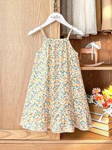 SHEIN Vintaside Kids 女童夏季无袖数码印花吊带连衣裙，清新优雅的西式风格，适合日常穿着、户外旅行、度假和聚会。 - 黃色 - 查看 5