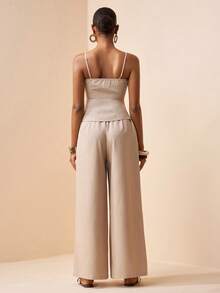 Zivah 2025 春季新品，假日休闲装，可调节肩带，小V领，褶裥设计，纽扣系带装饰，女士通勤两件套 - 卡其色 - 查看 3