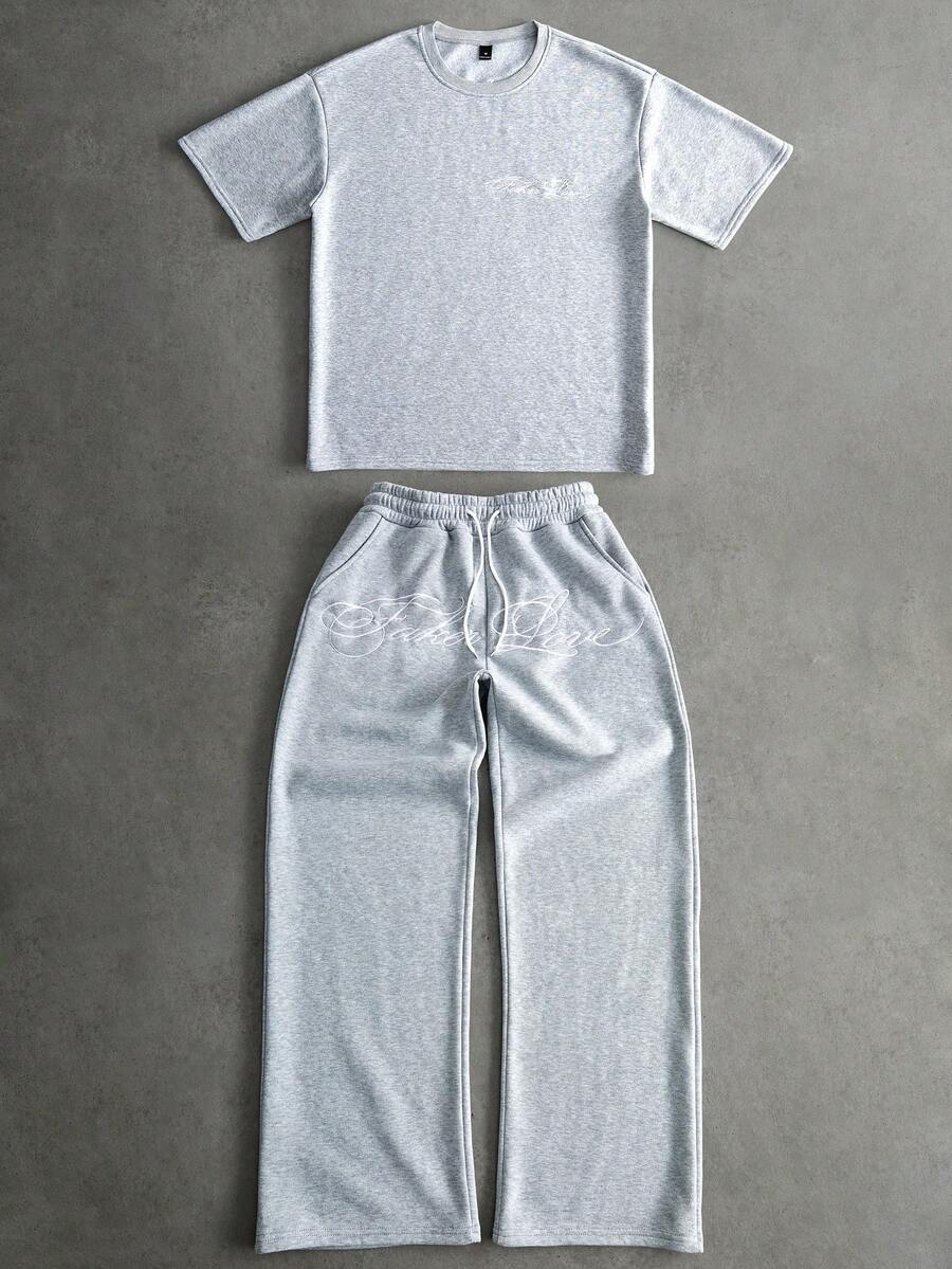 PAVTROS Men's Street-Style Popular English Signature Embroidered "Faker Love" English Personalized Signature Outdoor Music Festival, Daily Commute, Friends Gathering, Boyfriend/Husband Gift, Anniversary Gift, Light Grey T-Shirt And Pants Set - Light Grey - View 1