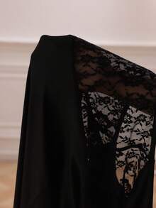 Slumberist Camisón sexy con encaje calado y parches, de un solo hombro y espalda descubierta - Negro - Ver 4