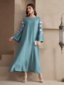 Al Najma New Elegant Embroidered Loose Casual Everyday Vacation Dress Shirt - Green - View 4