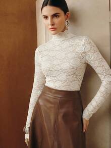 Anewsta 女士秋冬蕾丝玫瑰镂空荷叶边下摆杏色休闲/工作高领修身T恤，适合新年、圣诞节、情人节等场合 - 杏色 - 查看 3