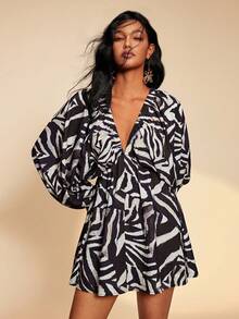 Travachic 女士V领印花迷你连衣裙，度假风，春夏款 - 黑與白 - 查看 3