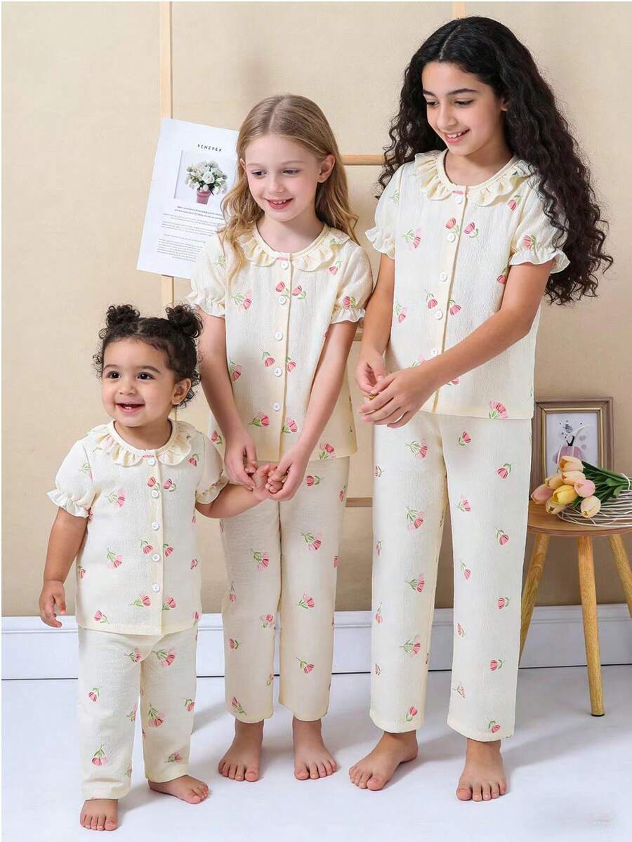 SHEIN Vintaside Kids Bộ đồ ngủ mặc nhà 2 mảnh in hình trái tim ngọt ngào dành cho các cô gái trẻ - Nhiều màu - Xem 1