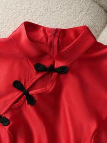 SHEIN Franclia 女士无袖连衣裙，立领设计，右侧饰有装饰缝线，左侧开衩下摆，后背拉链，收腰，中国元素设计 - 紅色 - 查看 4