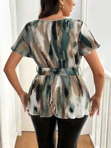 Vionelle Plus Size Tie Dye Elastic Pleated Fabric V-Neck Short Sleeve Flare Sleeve Cinched Waist Hem Blouse For Women Vacation Summer Top V Neck Blouses For Women Women Vacation Outfit Sets Wrap Tops For Women Women Summer Blouse Top Sexy Blouse For Women - Green - View 2