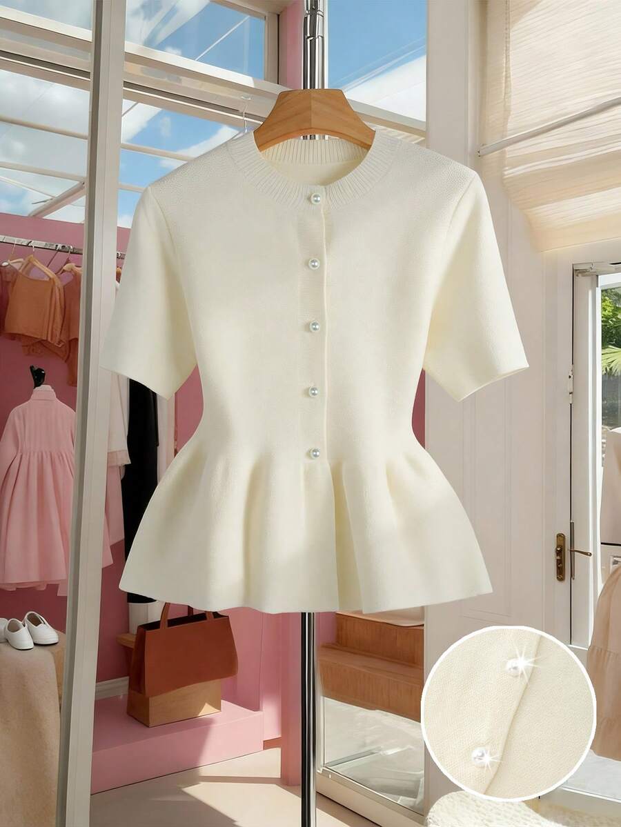 SHEIN Franclia Blusa feminina elegante de malha, cor sólida, com botões frontais, manga curta e barra com babados, ideal para o verão. - Damasco - Ver 1
