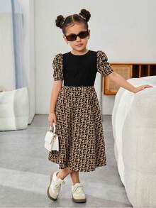 SHEIN Vestido de niña joven lindo con estampado geométrico, empalme, manga corta, unicolor y largo medio - Multicolor - Ver 10