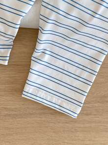 两件套男婴套装，时尚蓝白条纹印花，带可爱口袋、星星月亮刺绣，长袖开衫和休闲裤，家居服套装