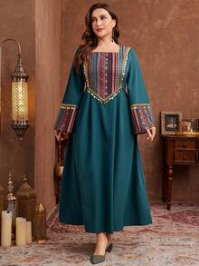 Al Najma Plus Size Women Patchwork Tassel Decor Waist A-Line Vacation Arabian Dress - Green - View 1