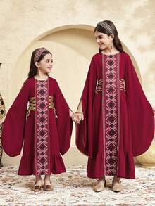 SHEIN Robe patineuse pour préadolescentes avec manches évasées, taille nouée, col rond, imprimé rétro patchwork et volants à l'ourlet - Rouge foncé - Voir 8