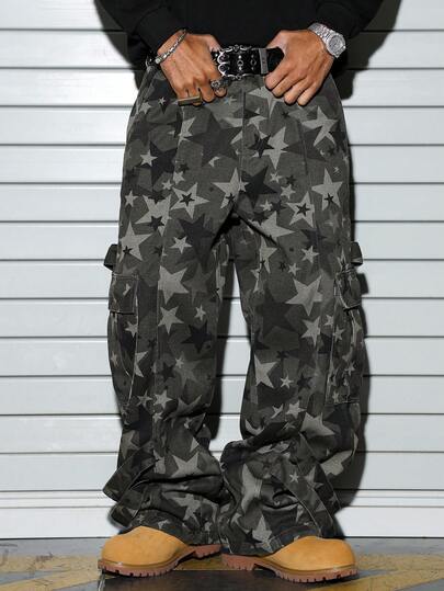 Manfinity EMRG Men's Street Fashion Casual Multi-Pocket Belted Flared Leg Camouflage Jeans