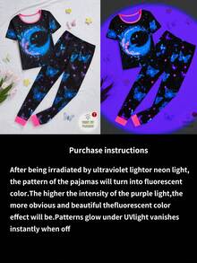 Conjunto de pijama infantil feminino de 1 peça, modelagem justa, estampa luminosa de borboletas e céu estrelado por toda a peça, com detalhes em rosa para um estilo delicado e encantador. Tecido elástico e luminoso, confortável para dormir ou usar no dia a dia, lavável à máquina. - Multicolorido - Ver 8