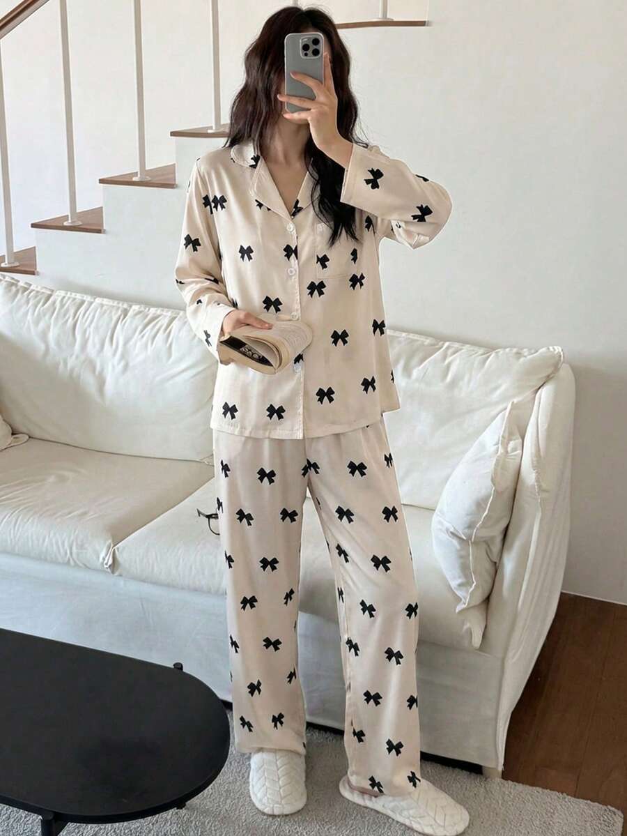 少女两件套睡衣，优雅杏色，黑色蝴蝶结图案印花，阻燃面料，长袖上衣和裤子 - 杏色 - 查看 1