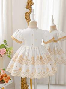 Glamorique Kids 女婴镂空刺绣短袖连衣裙，精致刺绣蕾丝边饰，柔软舒适，适合日常穿着、旅行、婚礼、派对等场合。 - 金色 - 查看 2