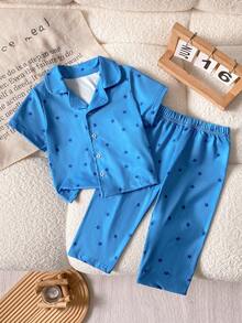 2件套男婴可爱星星印花POLO领开衫短袖套装，包含一件开衫和一条裤子，舒适休闲装