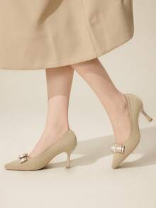 CUCCOO BASICS 女士时尚优雅通勤高跟鞋，饰有蝴蝶结 - 杏色 - 查看 9