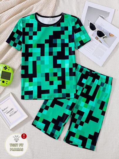 Bộ đồ ngủ ngắn tay và quần short ôm sát kiểu pixel cho bé trai tuổi teen, họa tiết kẻ caro xanh đen theo phong cách anime, thoải mái khi mặc trong nhà và ngoài trời, bộ 2 món chủ đề game.