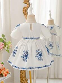 Glamorique Kids Baby Girl Vintage Casual Vacation Floral Print Puff Sleeve Cinched Waist Dress, Summer - Blue and White - View 2