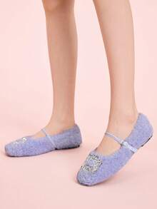 CUCCOO DOLLMOD Zapatos casuales de felpa cálida con hebilla decorada con rhinestones para mujer - Neblina azul - View 4
