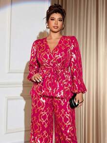 Cravure 大码女装复古优雅风，金色箔印V领系带衬衫和松紧腰裤两件套（星期三美学） - 玫紅色 - 查看 1