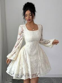 Modelyn Robe mini élégante et romantique pour femmes, avec encolure carrée, manches lanternes, taille cintrée et coupe évasée en dentelle - Nude - Voir 4