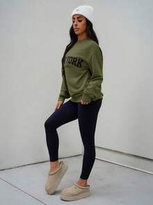 SAYEHFBABY 女士休闲字母印花落肩宽松橄榄绿色运动衫，春秋 - 軍綠色 - 查看 4